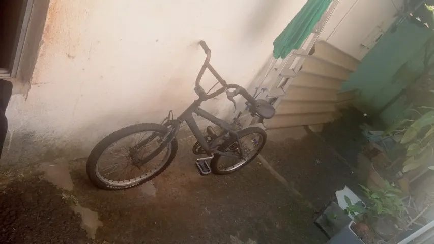 Vendo uma bicicleta modelo JNA - Foto 4