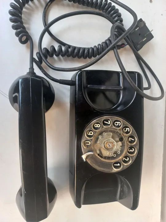 Telefone antigo de disco  - Foto 2