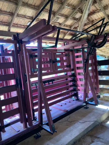 Troncos de contenção e Balanças