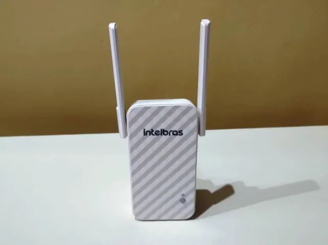  Repetidor Wi-fi IWE 3001 Intelbras Branco - Bivolt - Foto 2
