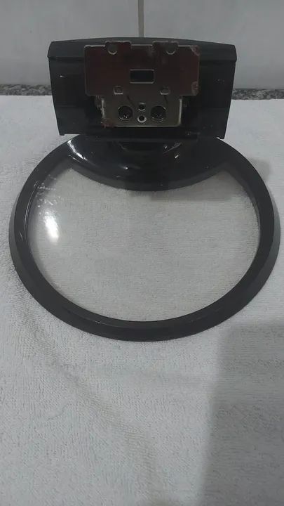 BASE TV SANSUNG 24POL