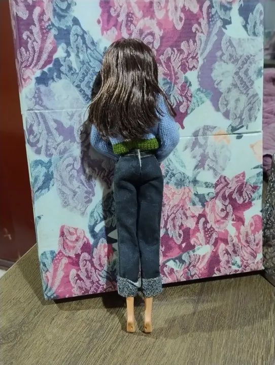 Boneca Barbie com cabelo castanho - Foto 3