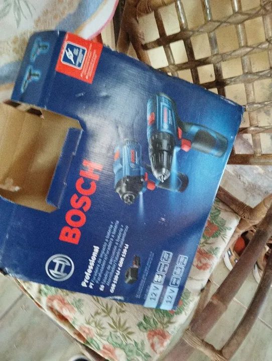 Kit parafusadeira+chave de impacto 12V Bosch  - Foto 4