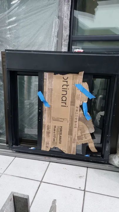 Janela com persiana linha gold premiun  - Foto 2