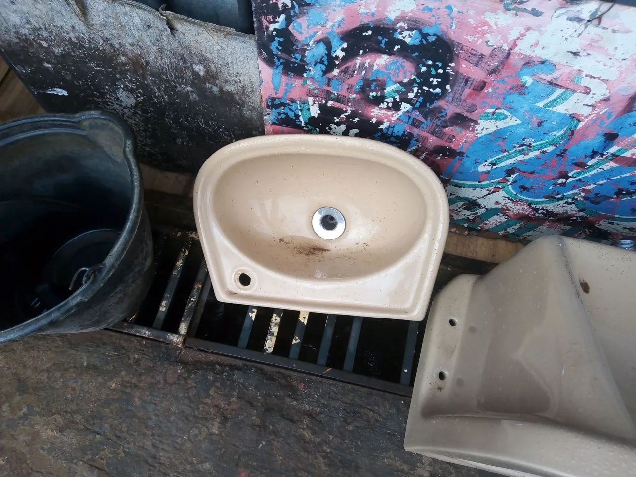 Tanque e pia de louça - Foto 2