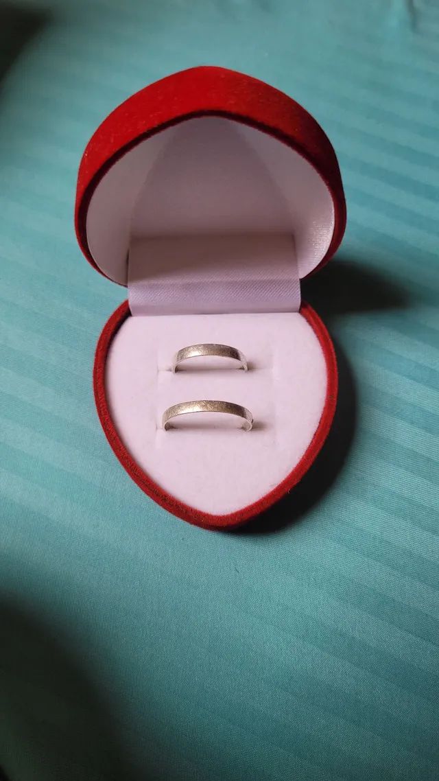 Aliança de prata tamanho 21 e 19