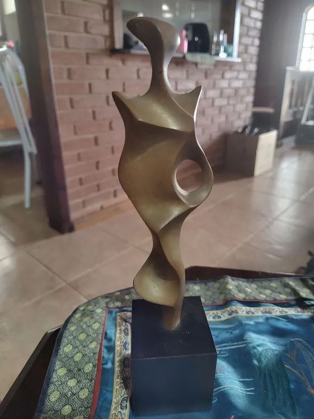 Escultura Domenico Calabrone