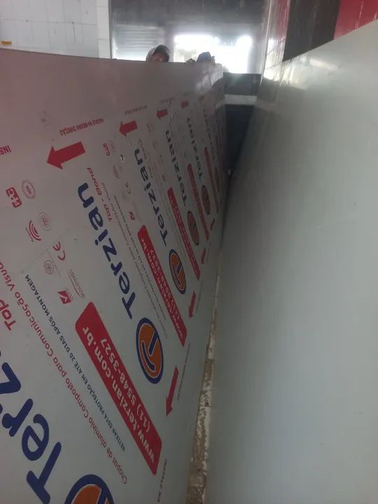 Chapas de Alumínio Composto Terzian - acm verde e amareloovo