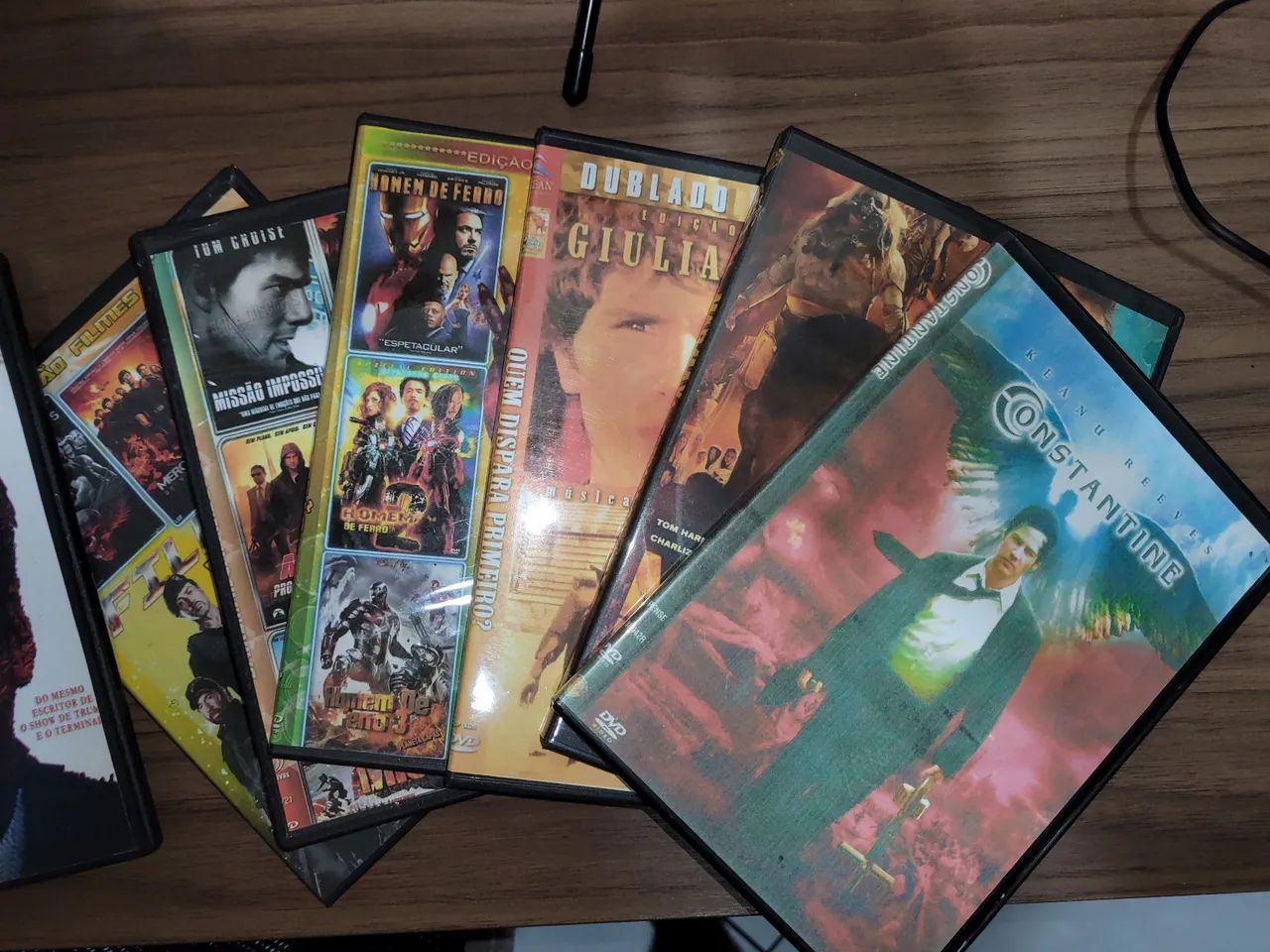 Vendo DVDs mais de 300 títulos de filmes!!! - Foto 2