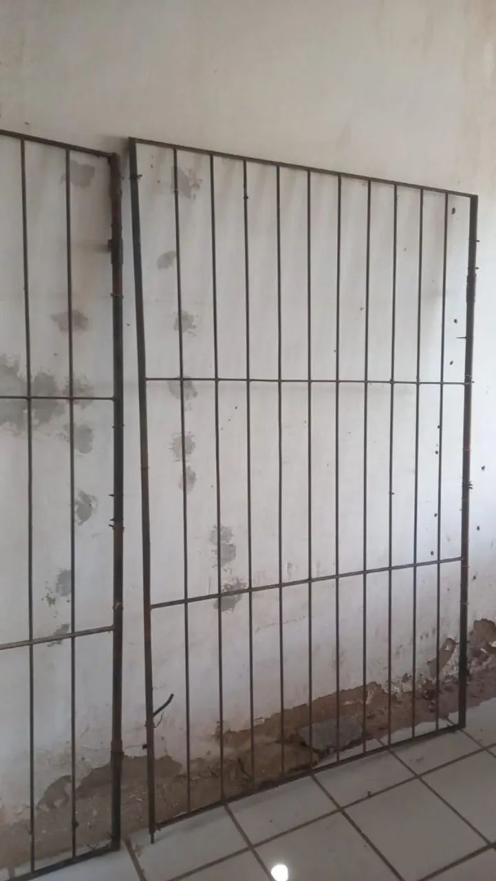 Grade de ferro - 02 unidades 