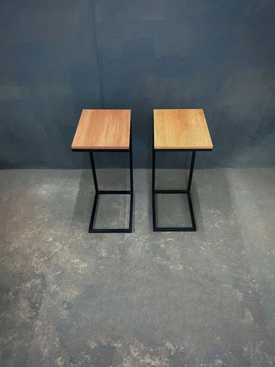 Mesinha de apoio estilo industrial - Foto 2