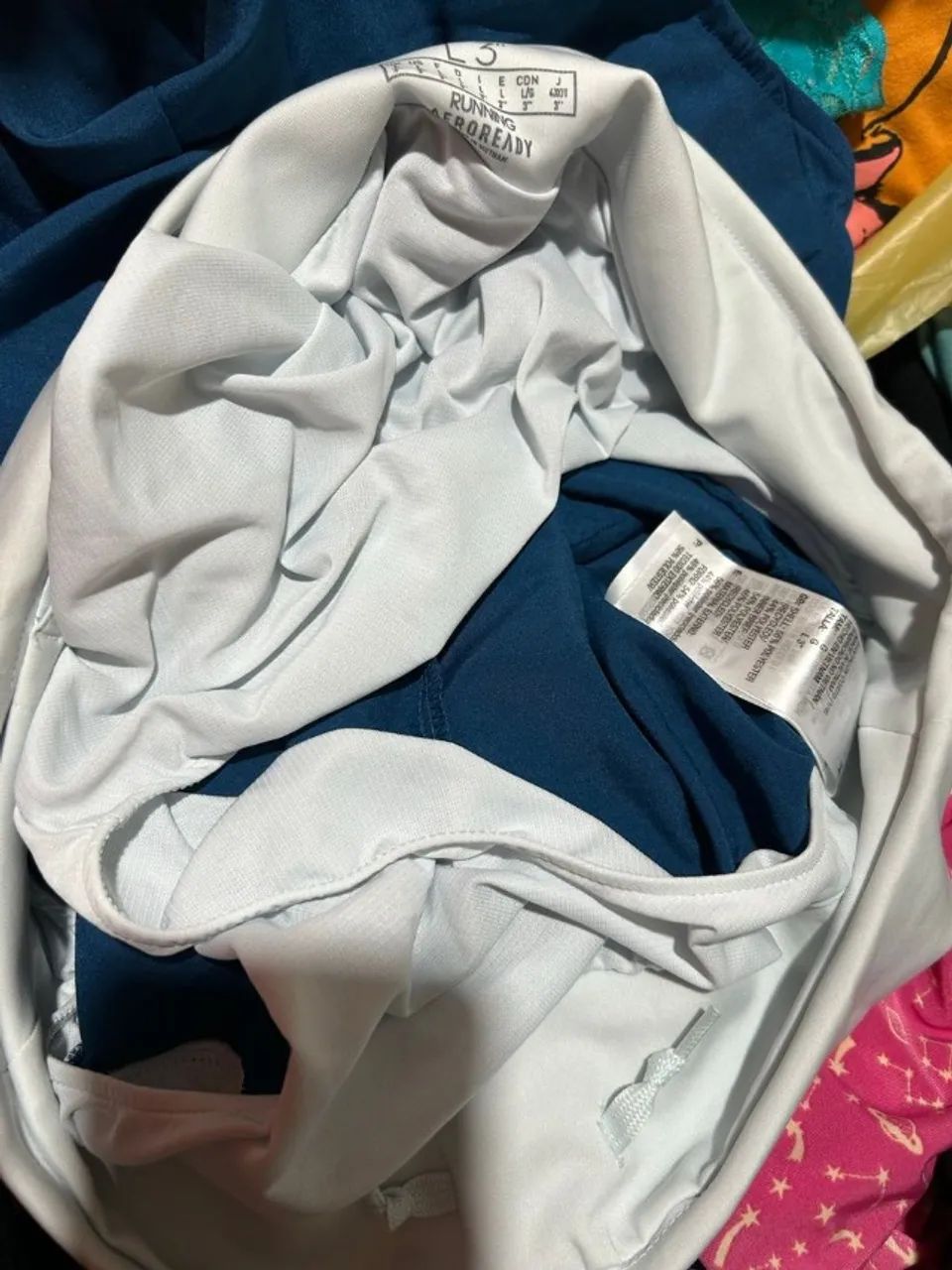 Short esportivo adidas nunca usado - Foto 4