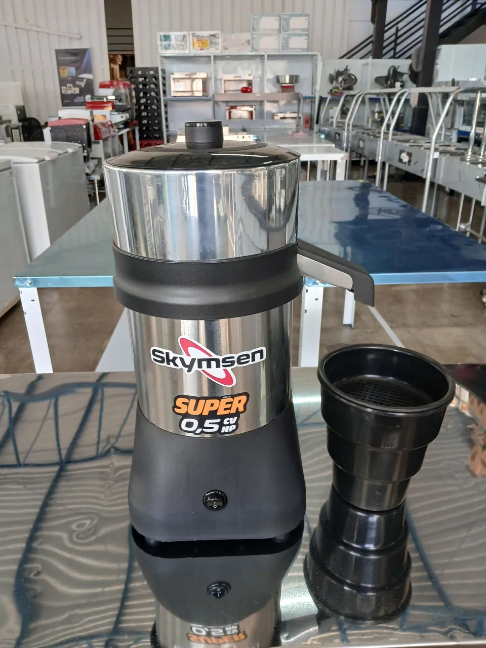Espremedor de frutas industrial Skymsen Super
