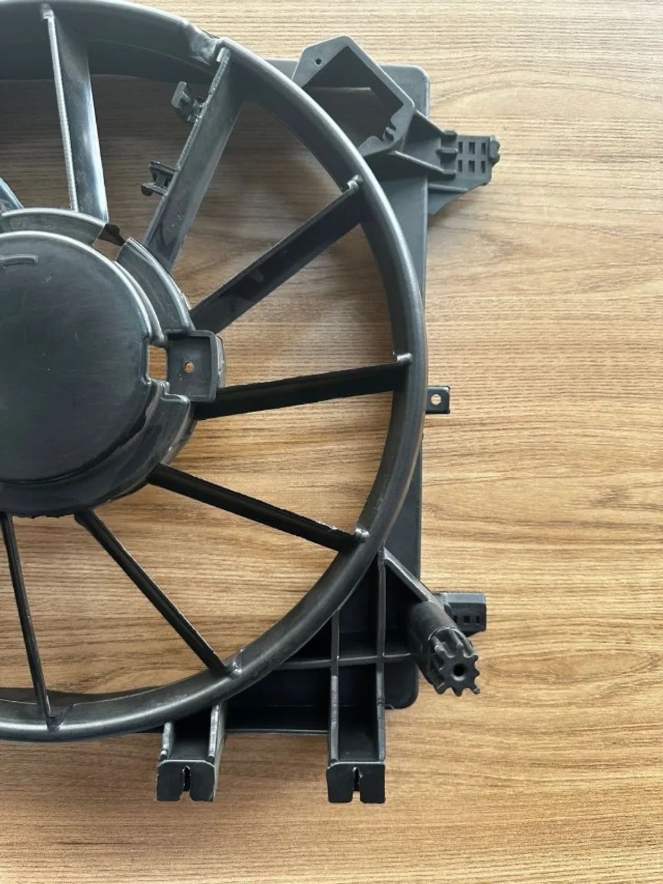 Defletor Ventoinha Agile Montana Nova Com Ar Condicionado  - Foto 3