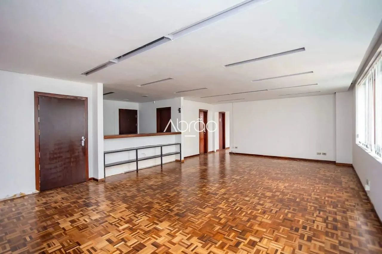 Sala Comercial de 150 m² para alugar no Centro de Curitiba Shopping Itália | Ref 532