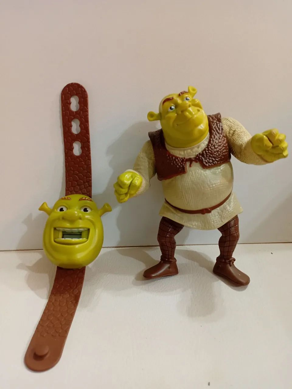Boneco Sherek mc donald 2008, com relogio