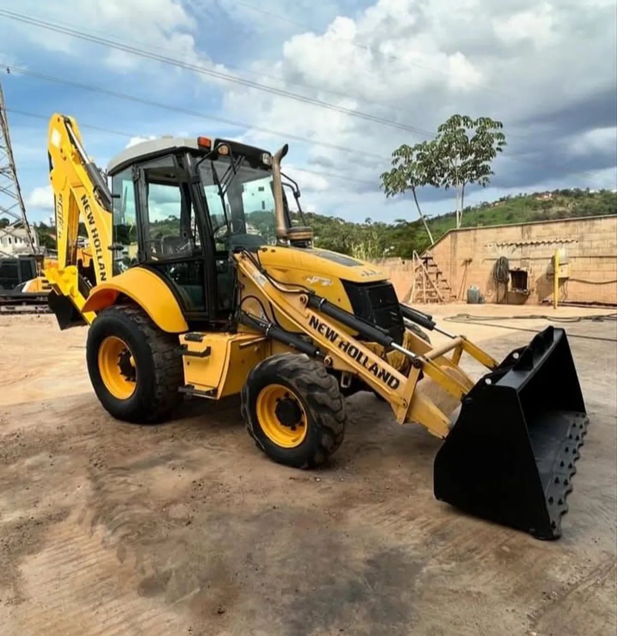 Retroescavadeira New Holland B110B ano 2021