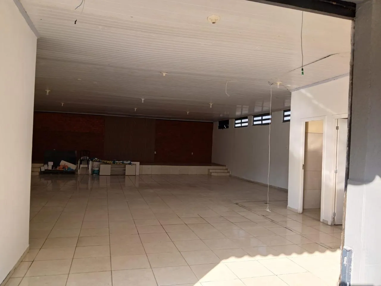 VENDA IMÓVEL EM SANTA MARIA - COMERCIA DE ESQUINA- PORTO RICO - Santa Maria