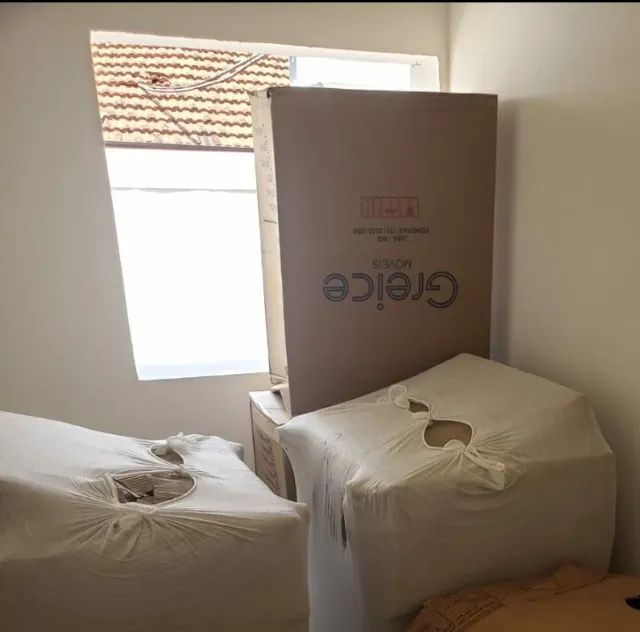 Cadeiras de sala de jantar , novas na caixa - Foto 3