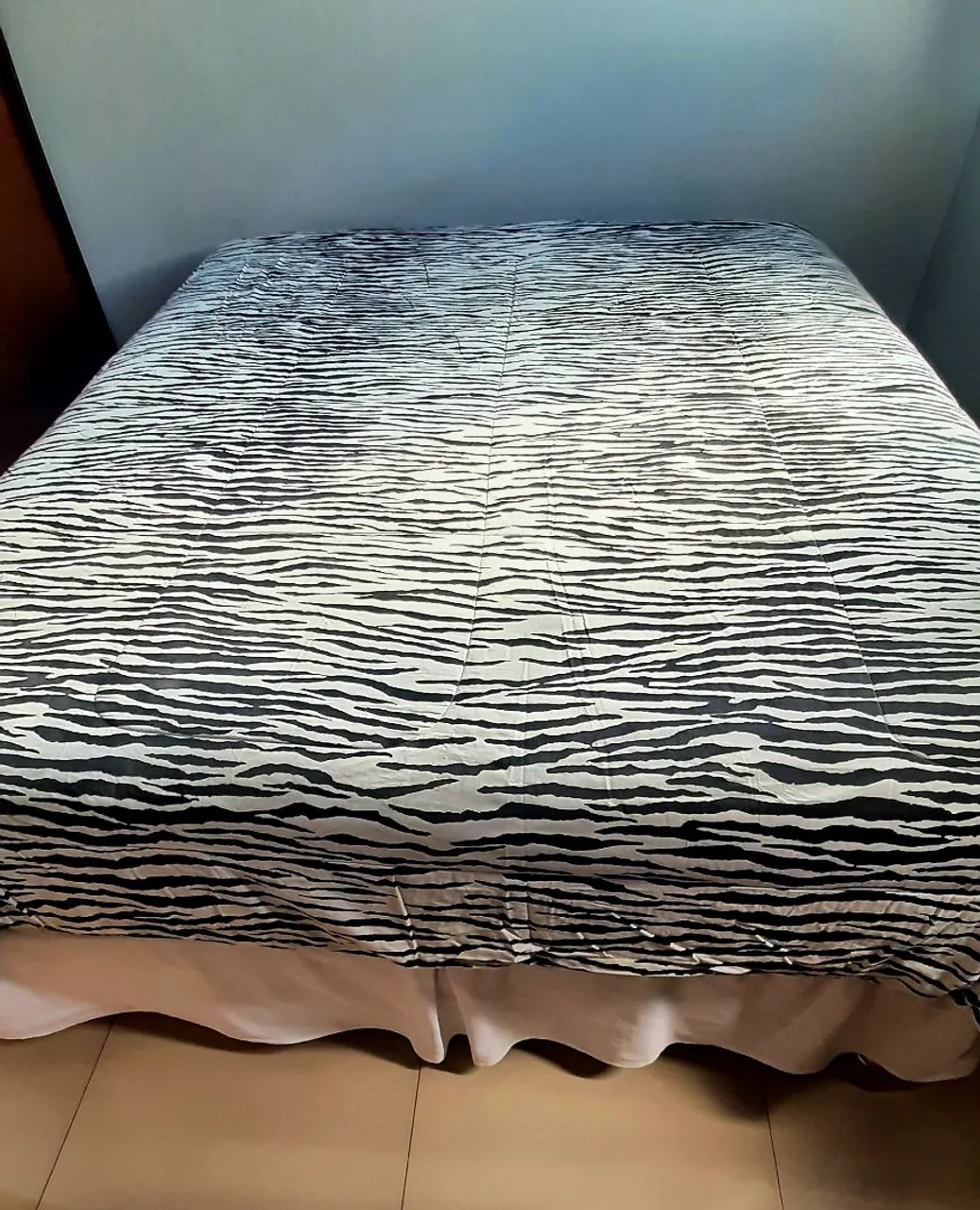 Cama Box QUEEN + Colchão de molas ensacadas
