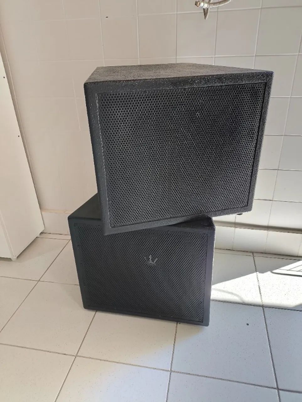 Caixa de som passiva