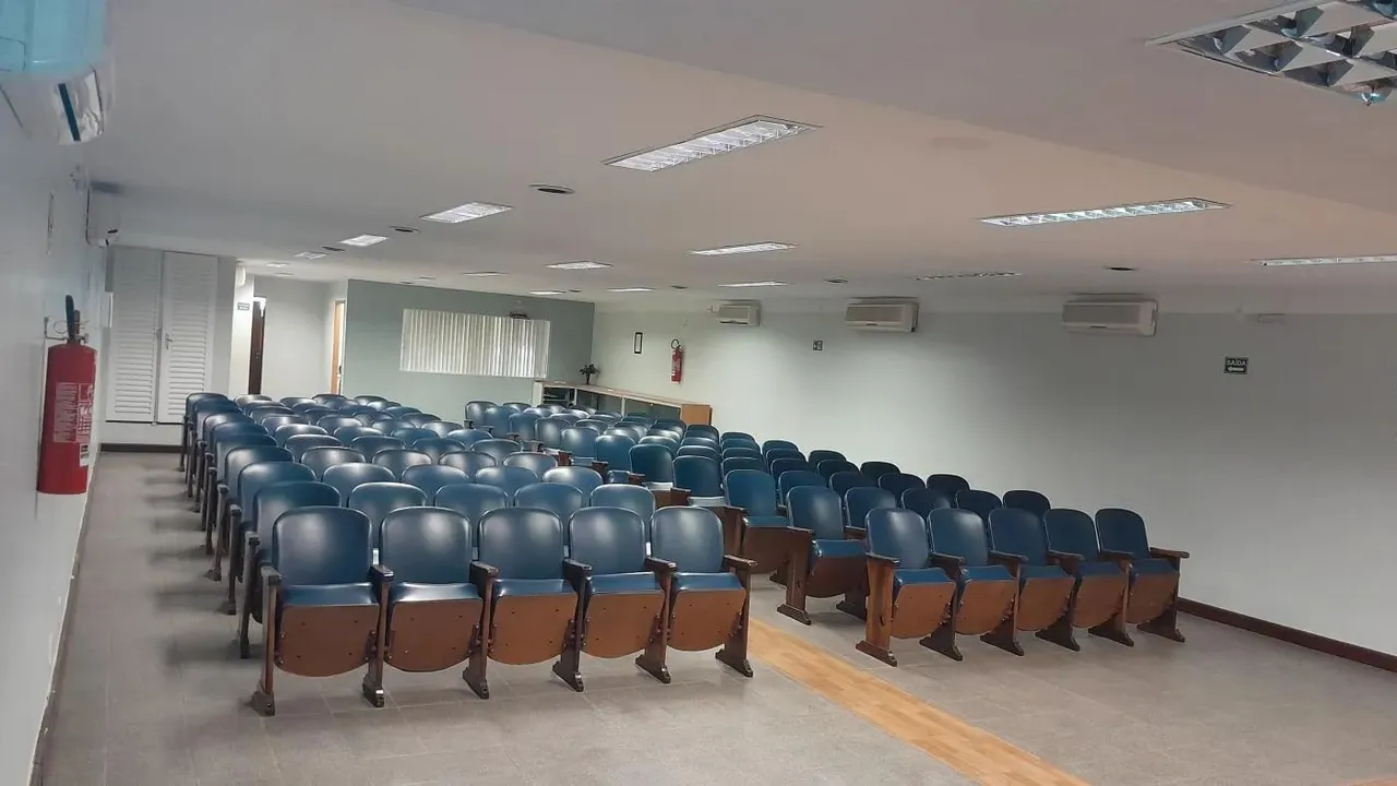 Imóvel Comercial para Venda em Brasília, Asa Sul, 1 dormitório, 2 banheiros