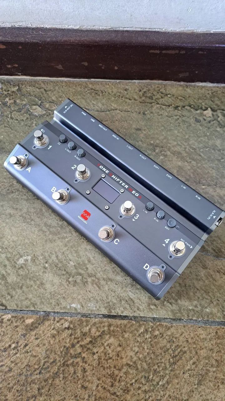 Controlador Midi MeloAudio Tone Shifter Mega - Instrumentos