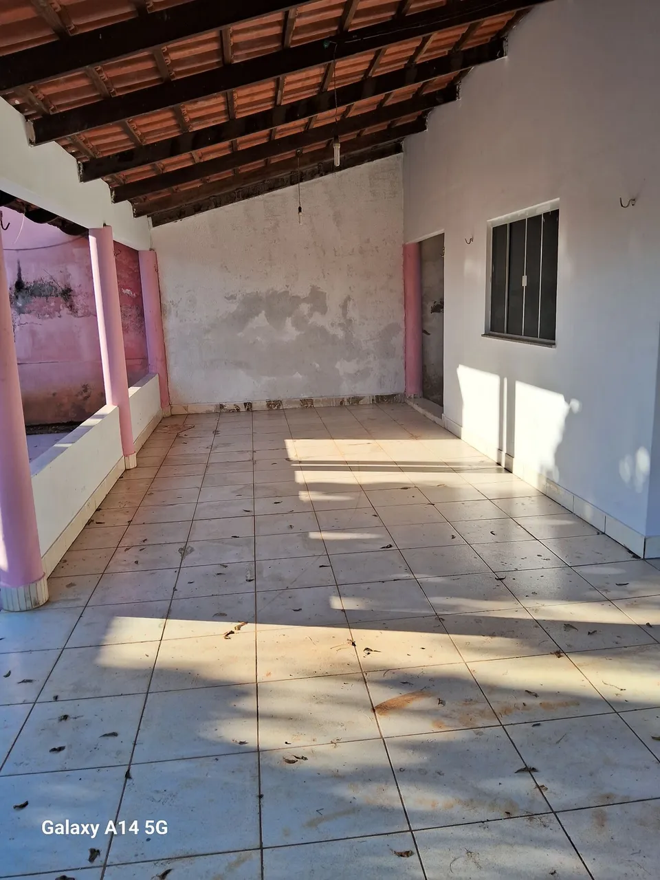 Alugo casa no aureny 4