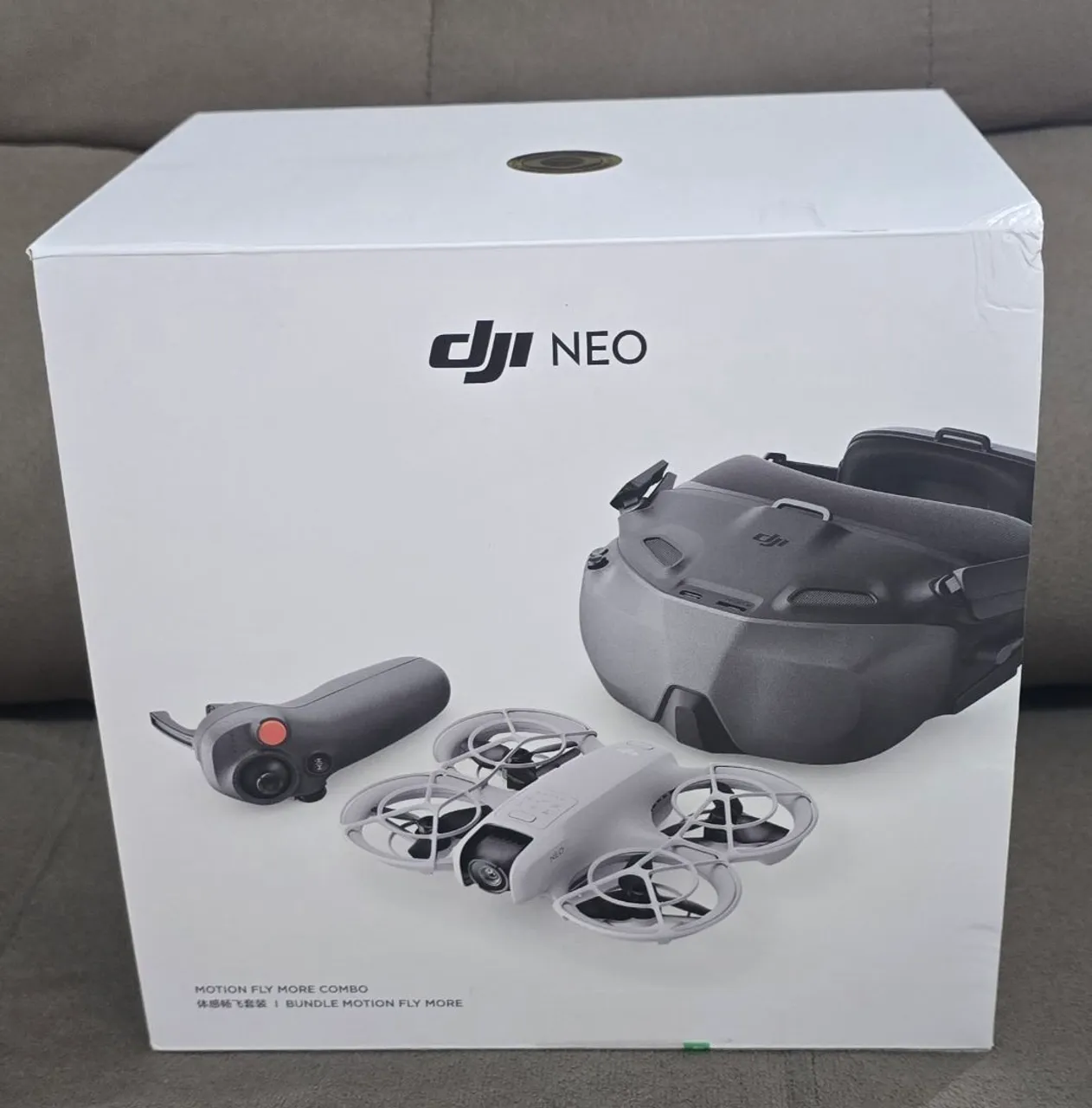 DRONE DJI NEO FLY MOTION COMBO COM ÓCULOS LACRADO, ANATEL BR 1 ANO DE GARANTIA DJI BRASIL