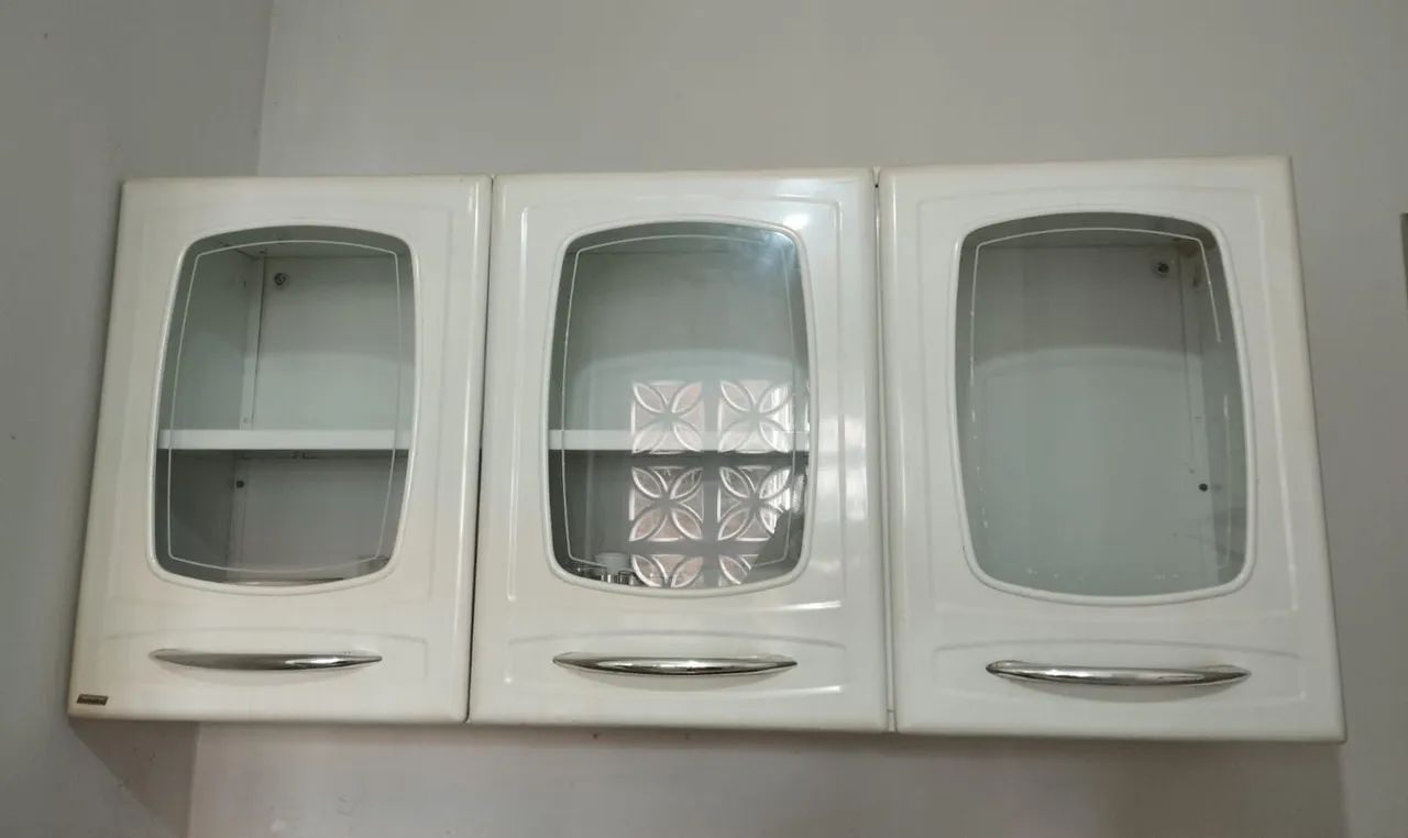 Armário de Cozinha Branco com 3 Portas de Vidro - Foto 3