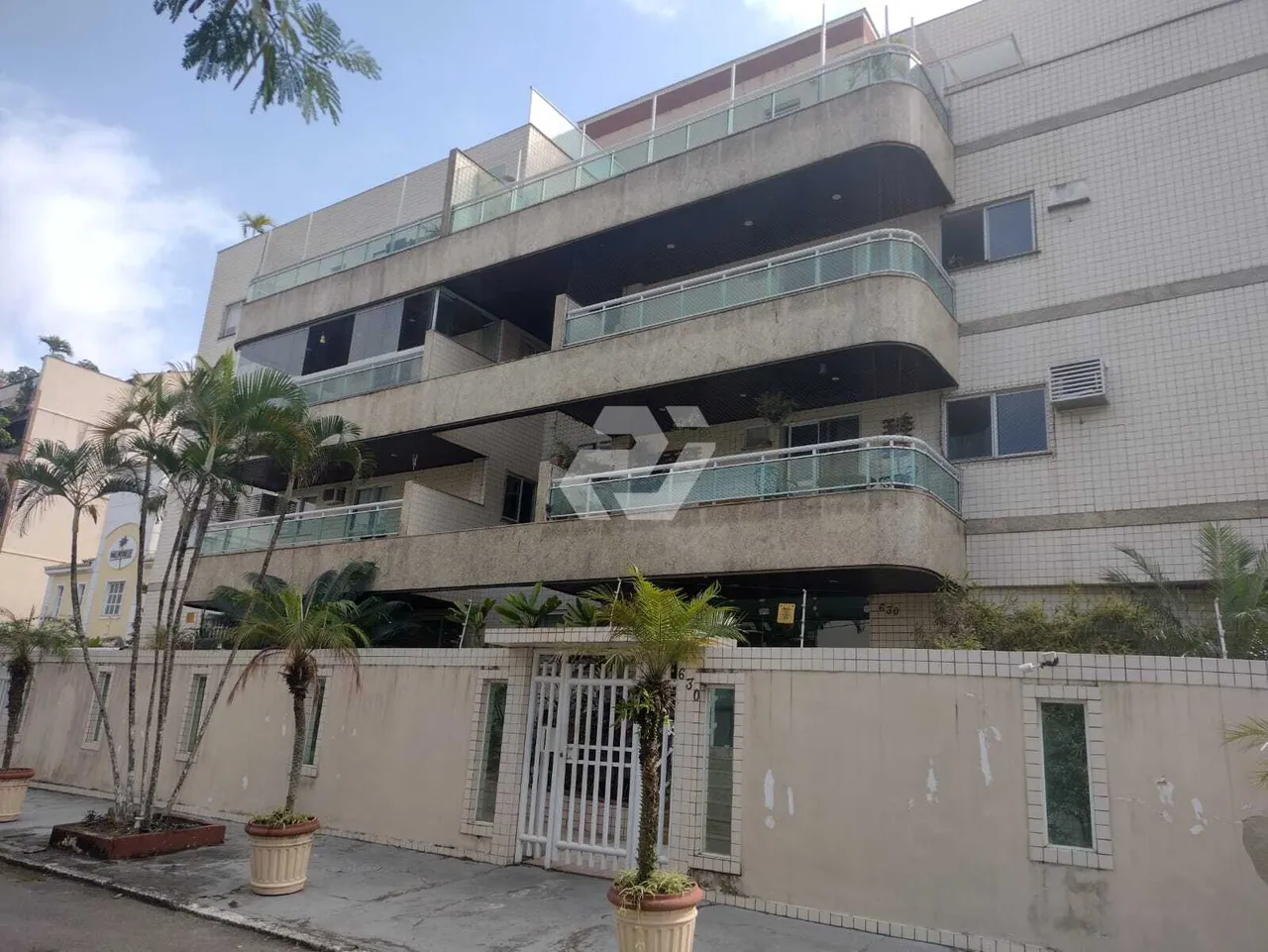 Lindo apartamento 2 quartos uma suíte no melhor ponto do Recreio dos Bandeirantes