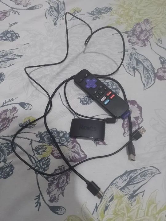 Roku Express - Streaming rápido e fácil - Foto 2