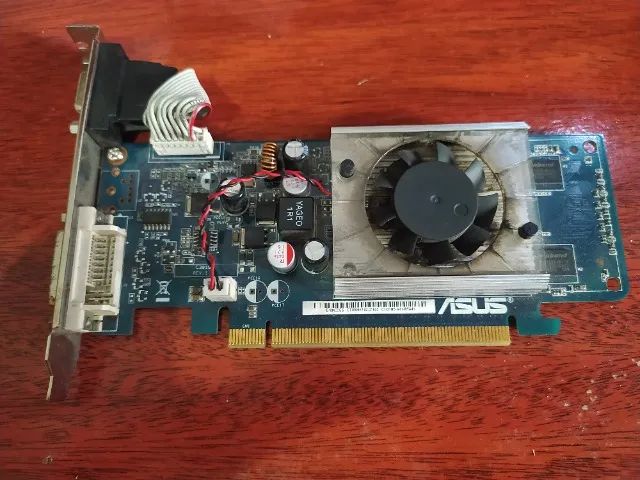 Placa de vídeo 8400gs - Foto 2