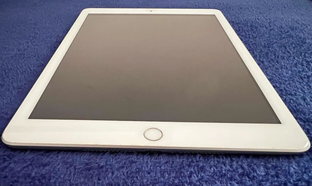 iPad Geração 6 - 128 Gb - Prata - condição ótima  - Foto 5