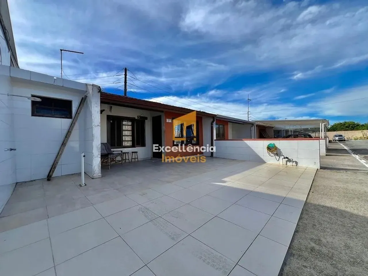 Casa condomínio 2 quartos na praia