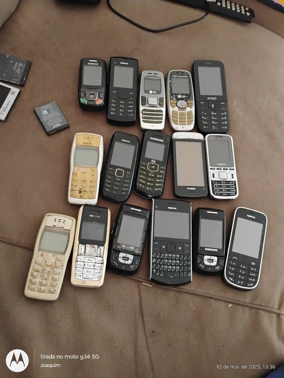 13 Celulares Antigos - Coleção