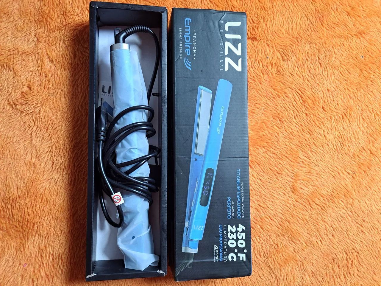 Prancha de Cabelo Lizz Empire Titanium 450°F - Bivolt