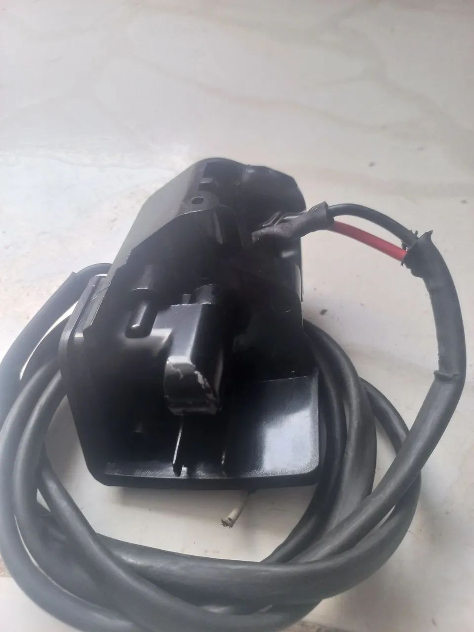 Trava de bateria com conector para bicicleta elétrica lev cruiser - Foto 3