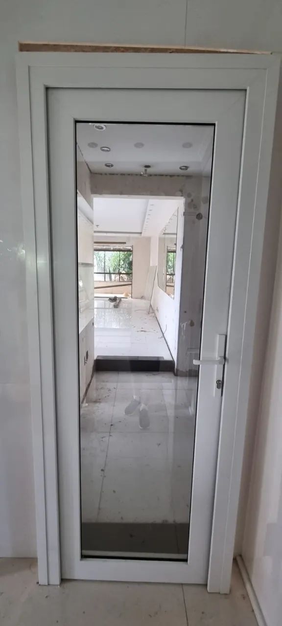 3 Portas em PVC com estrutura completa64673231424899122