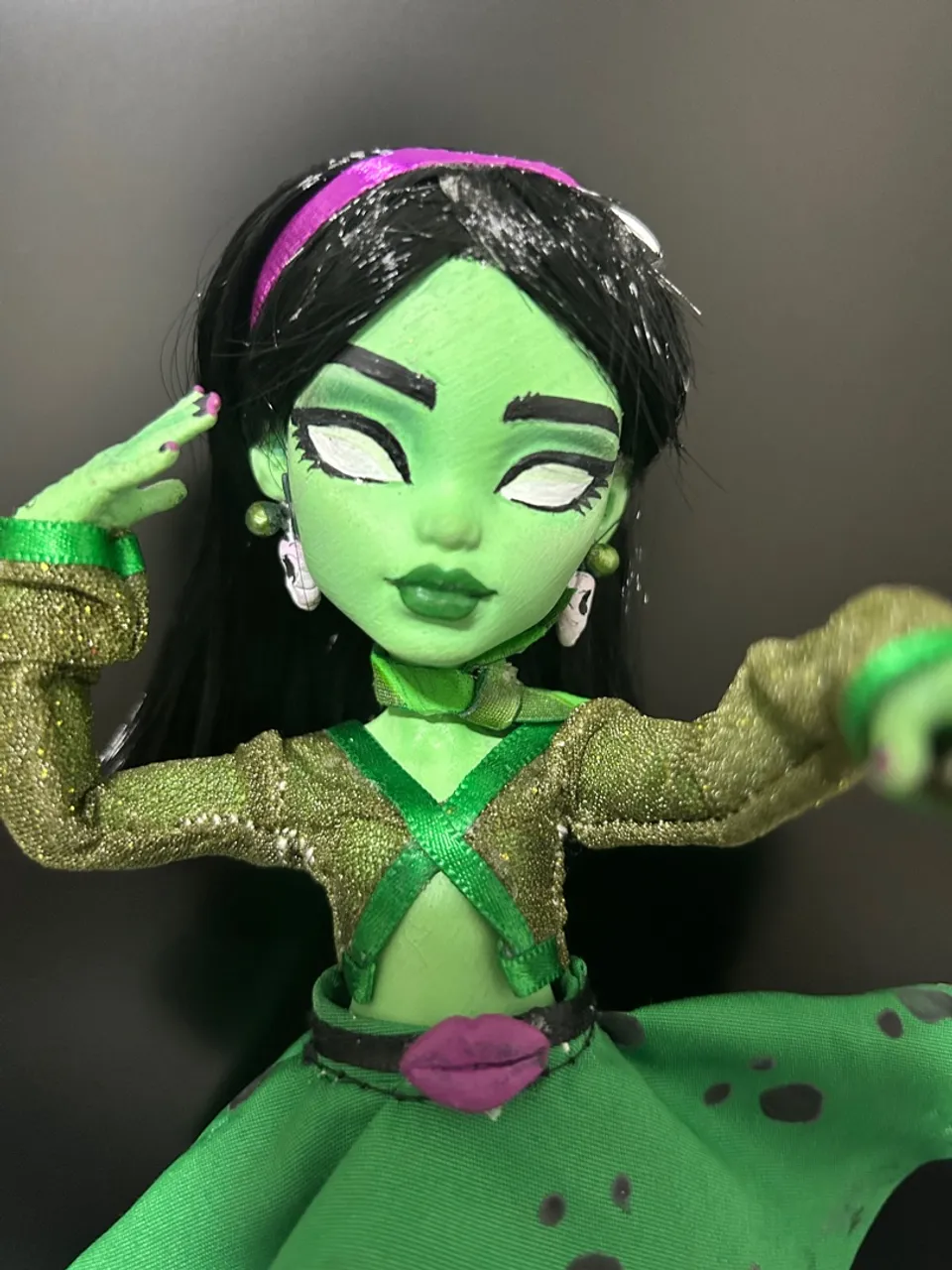 Monster high g3 scarah básica custom
