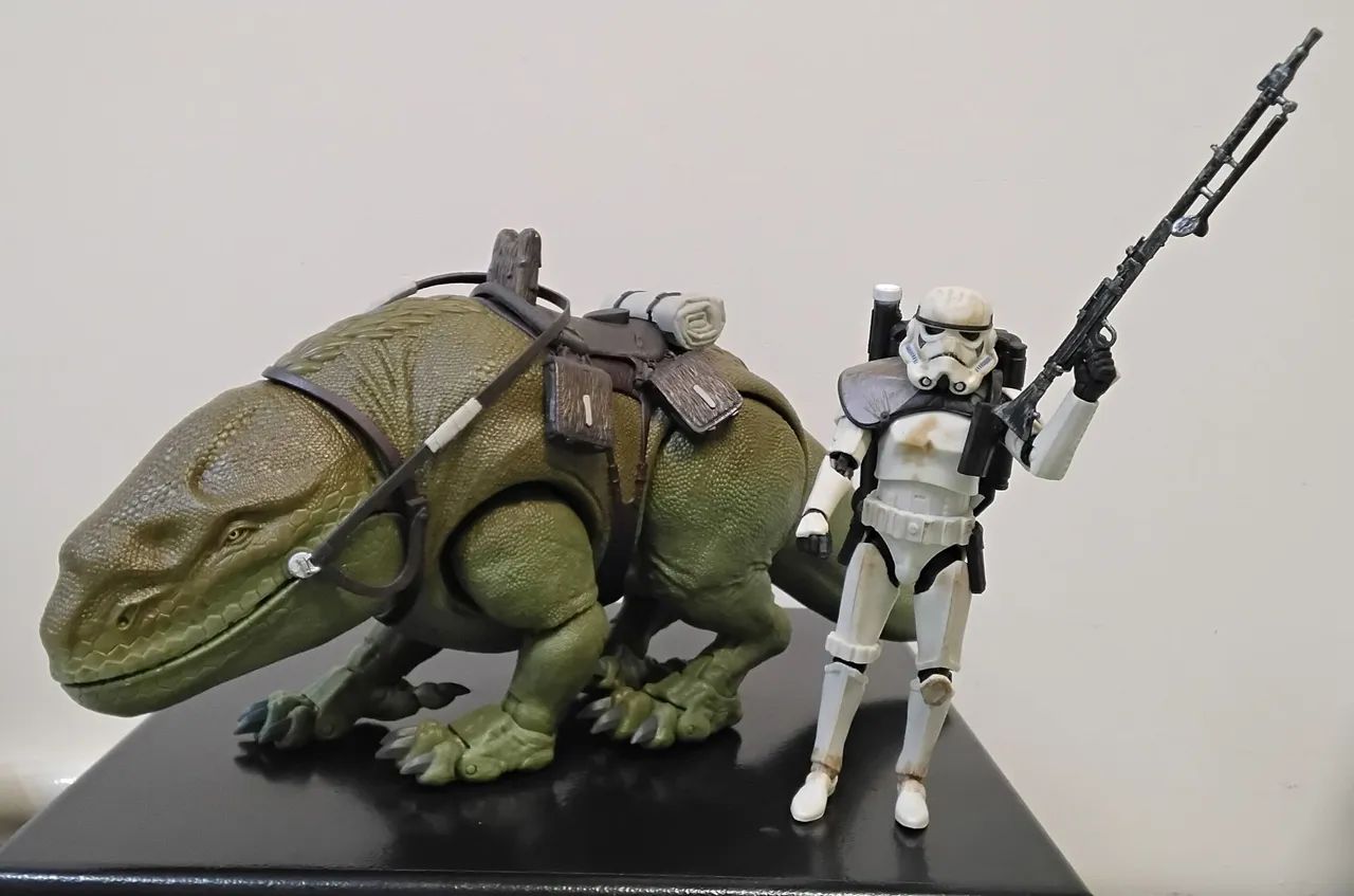 Boneco Star Wars Black Series 6 '  Stormtrooper & Dewback Original Hasbro