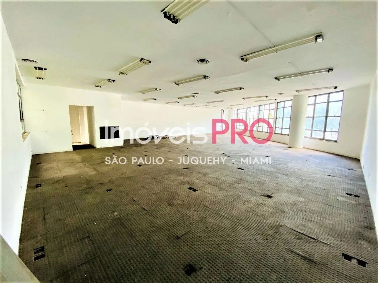Prédio de 15 pavimentos, 2 elevadores, próximos de estações de trem e metrô - Foto 5
