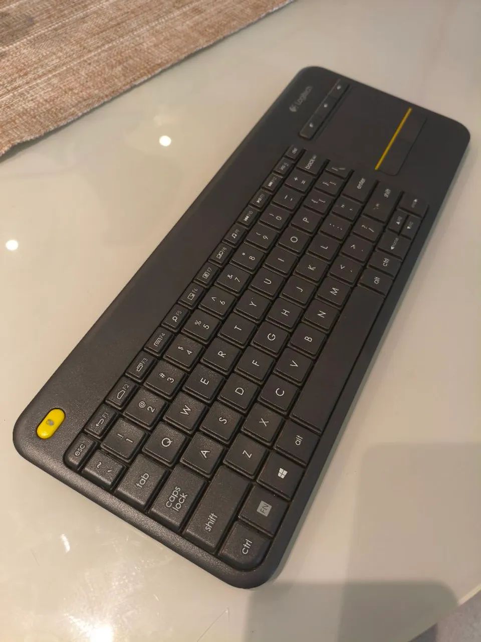 Teclado sem fio k400 plus Logitech 64574076706049122