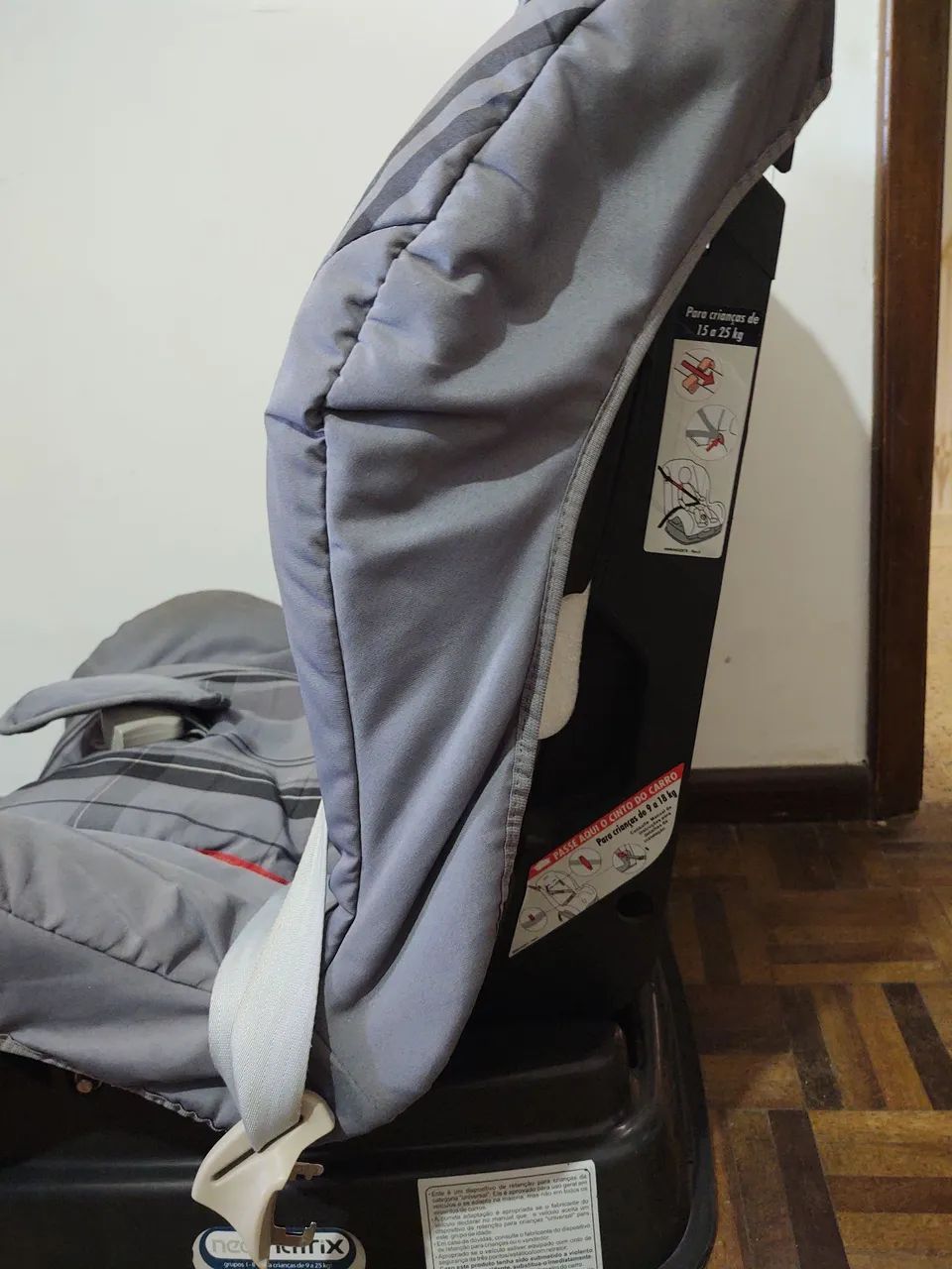 Cadeirinha Para Carro Burigotto 15 a 25 kg 200,00 - Foto 6