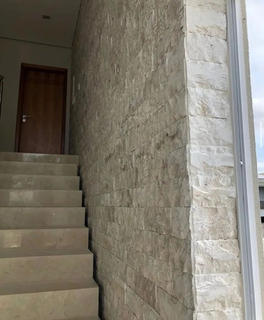 Travetino Rock  Face