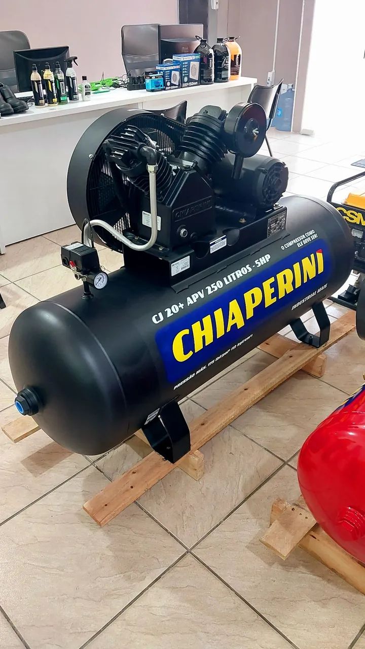 Compressor Chiaperini de 250L 20Pcm Trifásico 175Lbs 5cv (Novo)