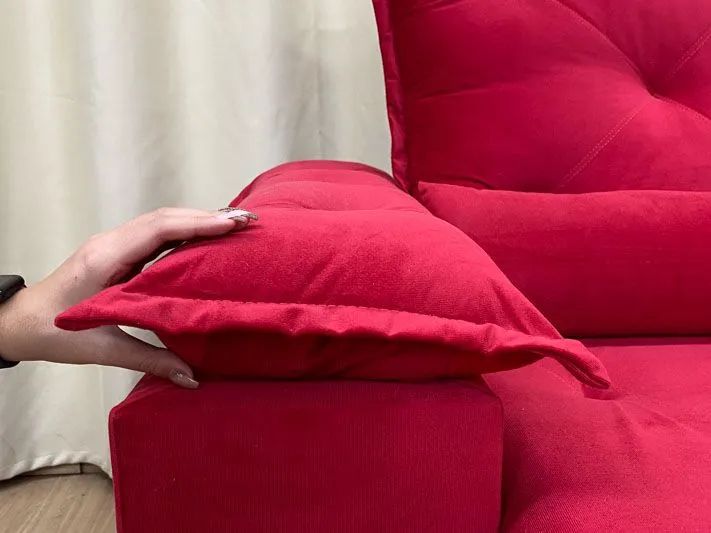 Sofá Retrátil 2 Lugares 2 Metros Veludo Vermelho Acari - Foto 3