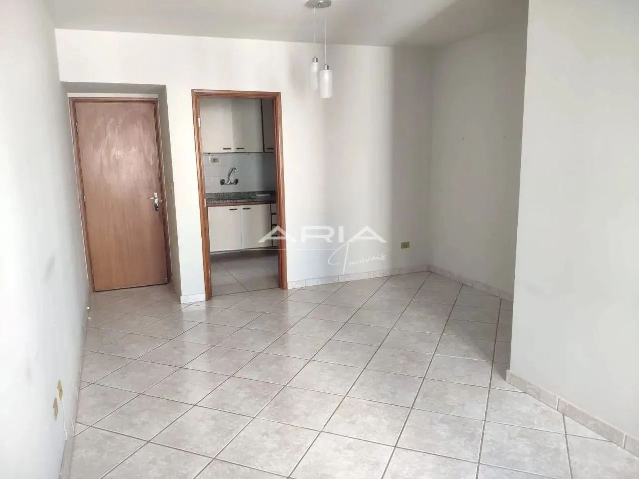Ed. Amarilis - Centro, Londrina PR. Apartamento à venda com 3 dormitórios e suít - Foto 4