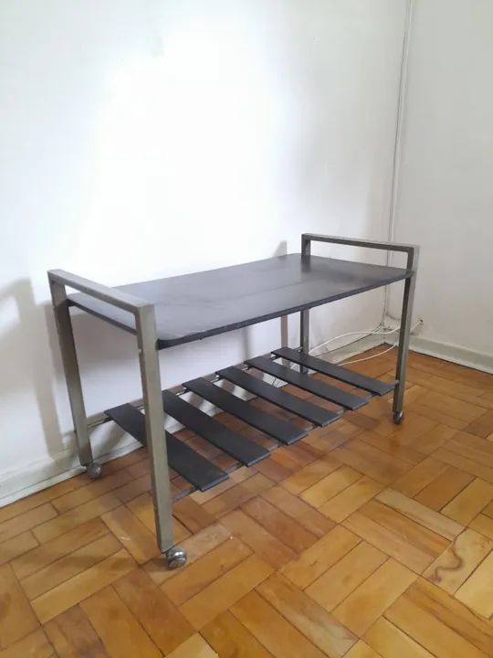 Rack de Tv Vintage de Metal e Madeira com Rodinhas - Foto 2