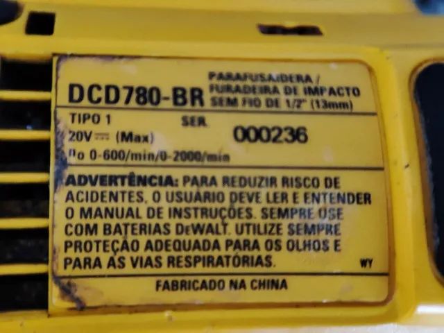 Furadeira  Dewalt Dcd 780  - Não acompanha bateria  - Foto 4